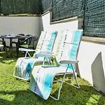3 Bedroom Amazing In Holiday home