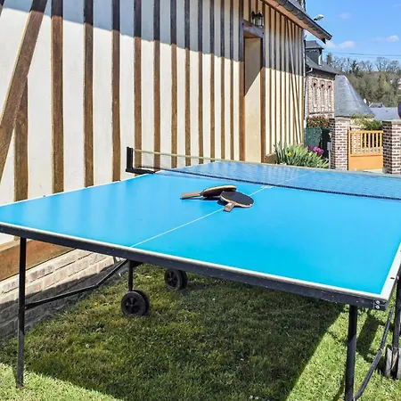 Dom wakacyjny Stunning In Héricourt-en-Caux