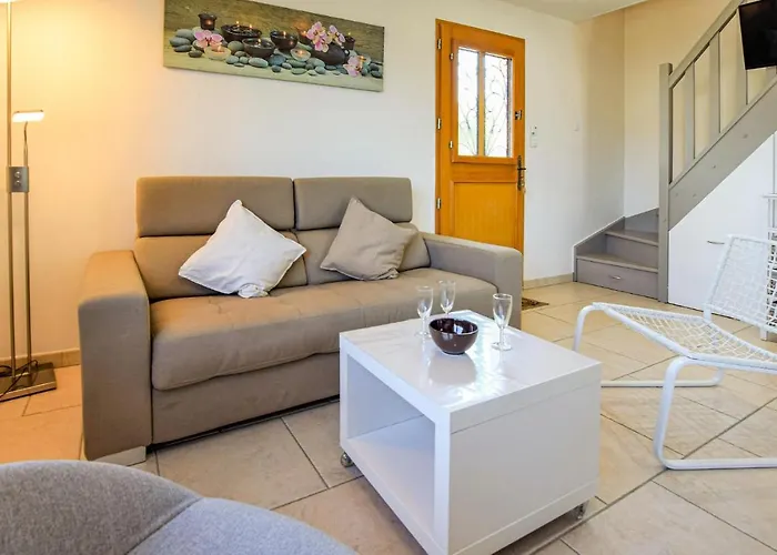 Stunning In * Hericourt-en-Caux